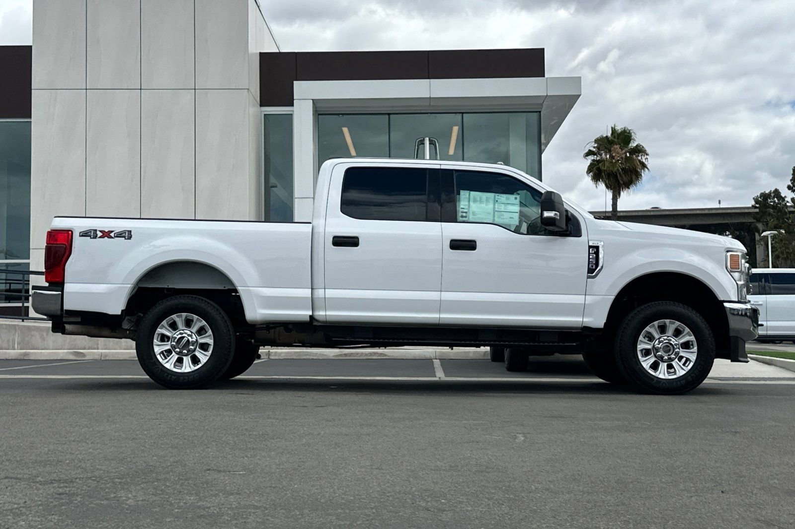 Certified 2020 Ford F250 XLT w/ XLT Value Package AWD/4WD image 2
