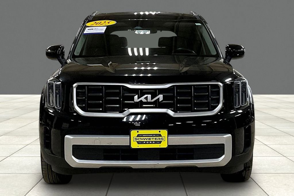 Used 2025 Kia Telluride S AWD/4WD image 3