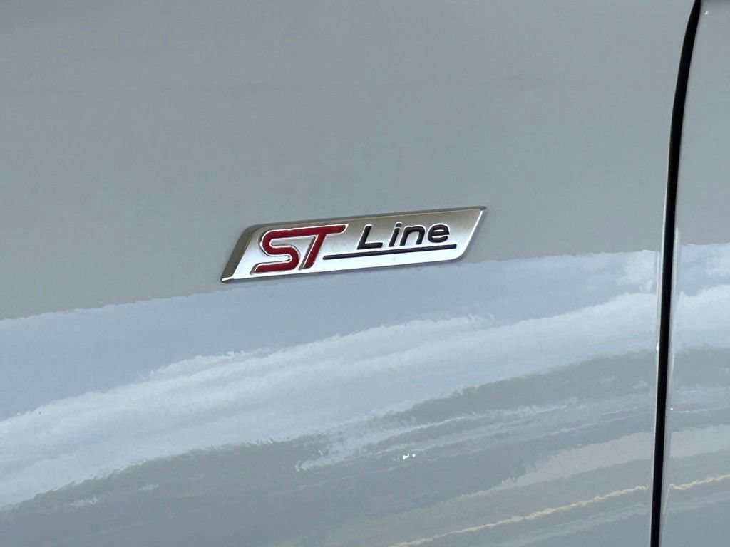 Certified 2026 Ford Escape ST-Line FWD image 17