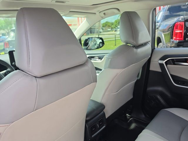 Used 2024 Toyota RAV4 Limited w/ Advanced Technology Package AWD/4WD image 16