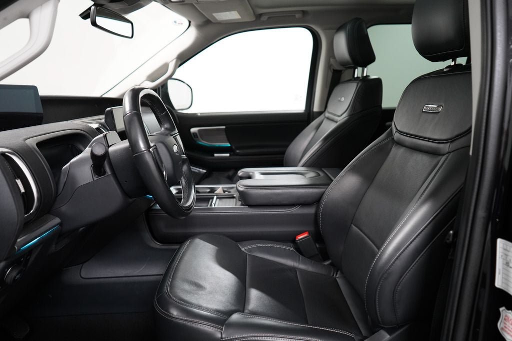 Certified 2025 Ford Expedition Platinum AWD/4WD image 14