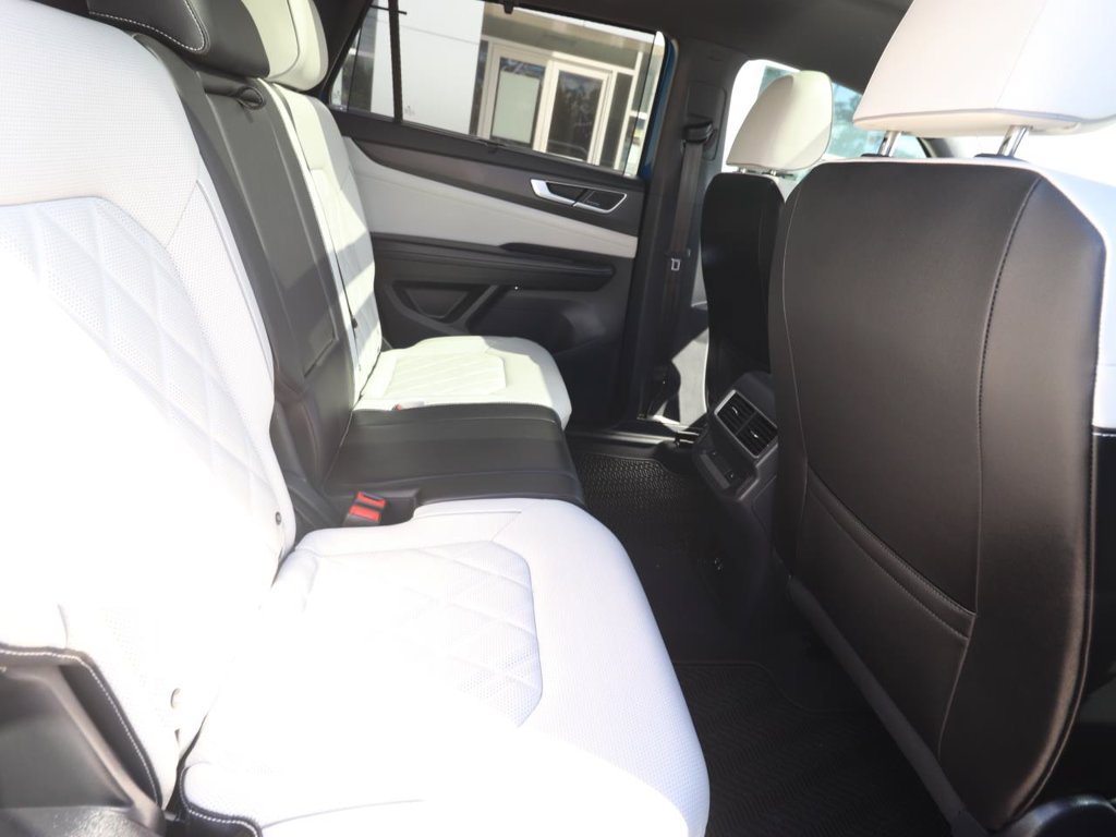 Used 2024 Volkswagen Atlas Cross Sport SEL Premium R-Line AWD/4WD image 24