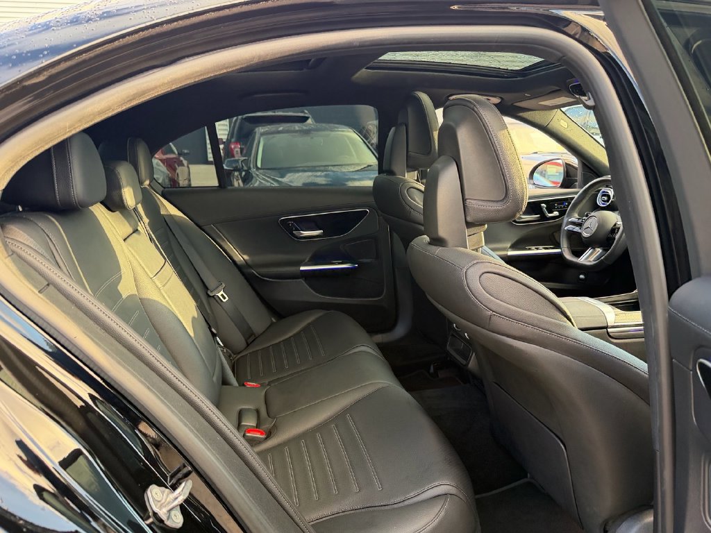 Used 2023 Mercedes-Benz C 300 Sedan image 14