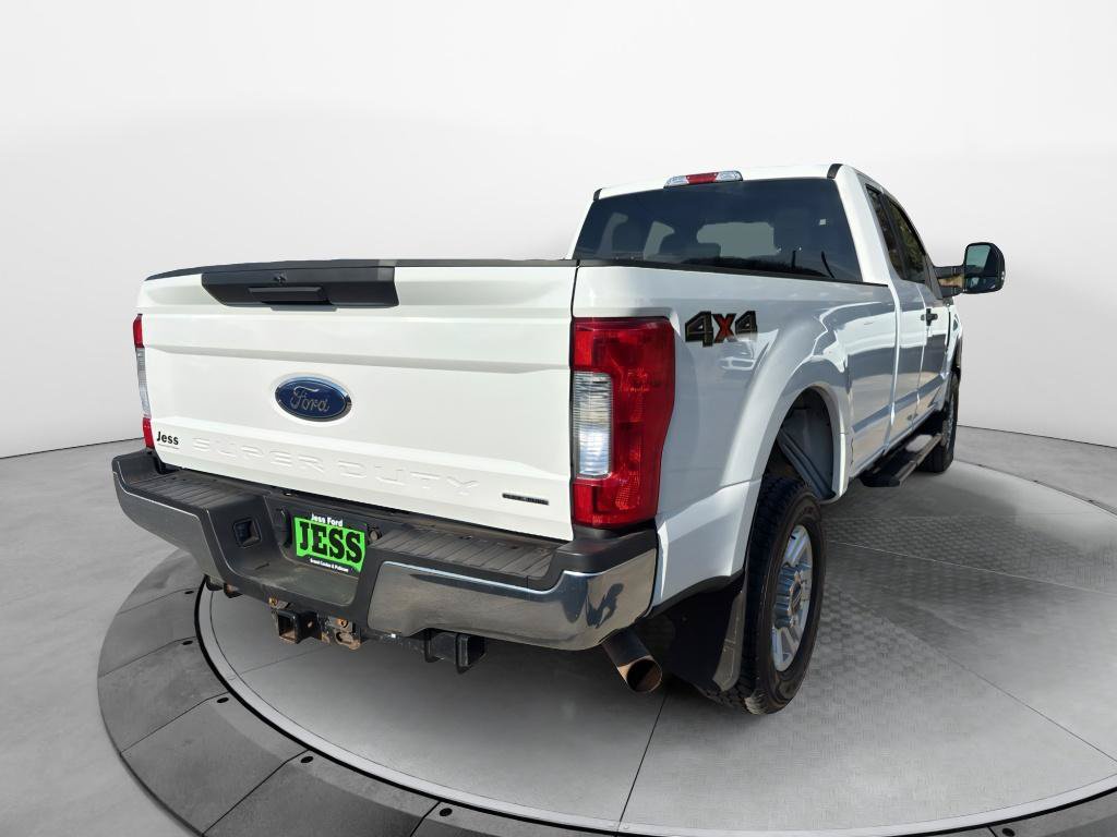 Certified 2019 Ford F350 XLT w/ Camper Package AWD/4WD image 8