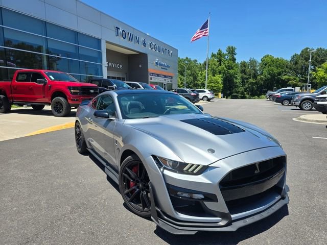 Certified 2021 Ford Mustang Shelby GT500 w/ Technology Package RWD image 2