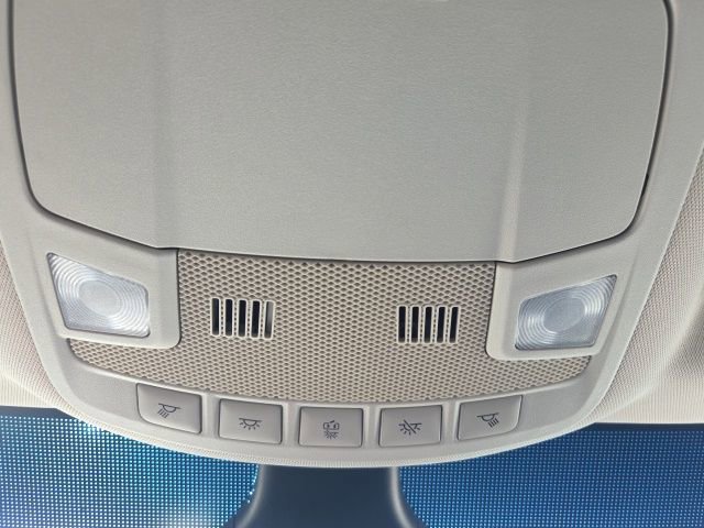 Certified 2022 Ford Edge SE w/ Black Appearance Package image 30