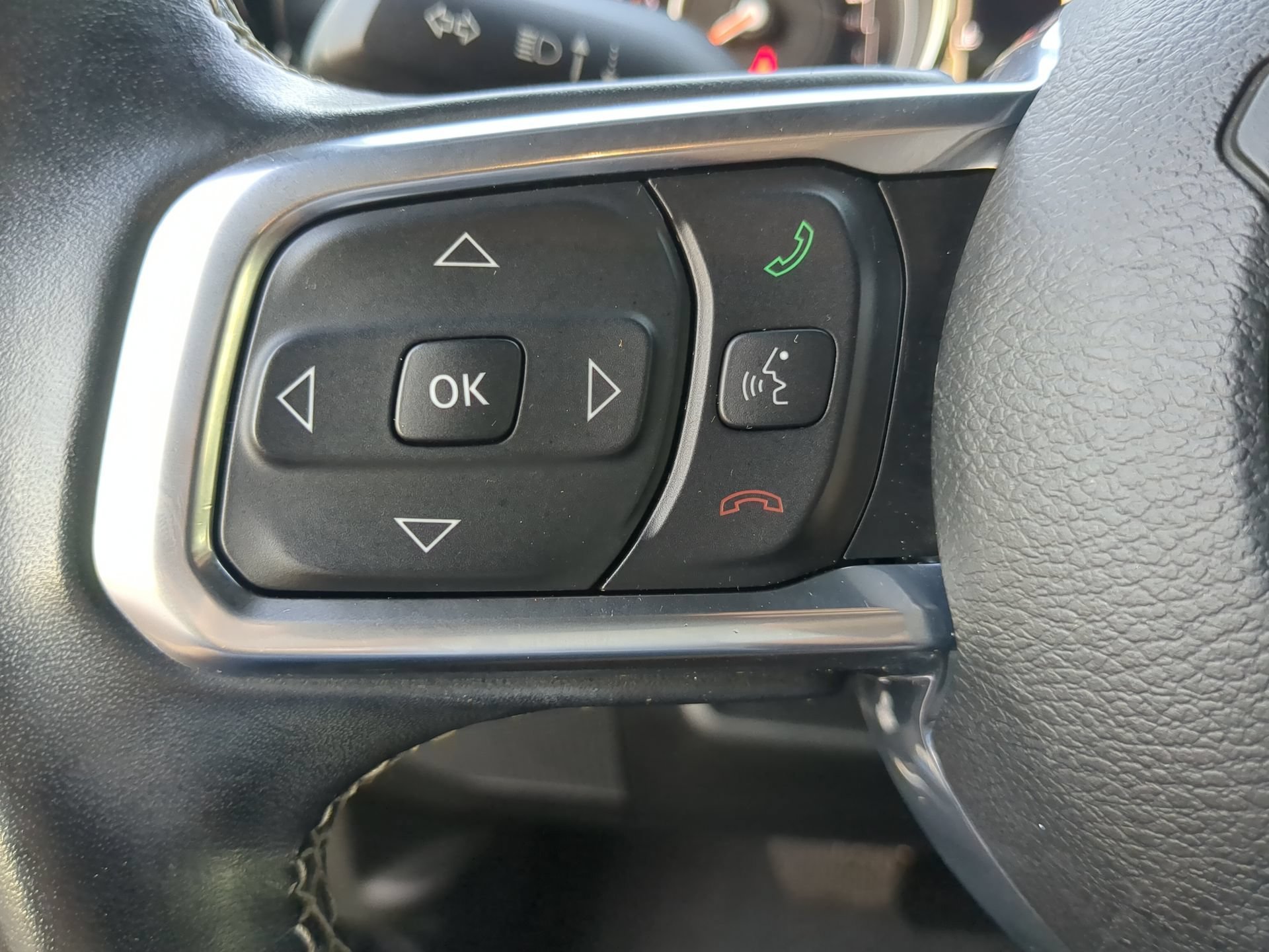 Used 2022 Jeep Wrangler Unlimited Sahara AWD/4WD image 64
