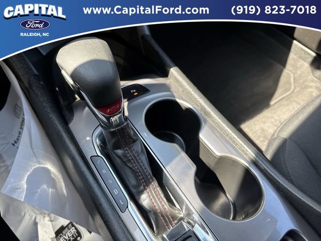 Used 2025 Chevrolet Malibu RS FWD image 30