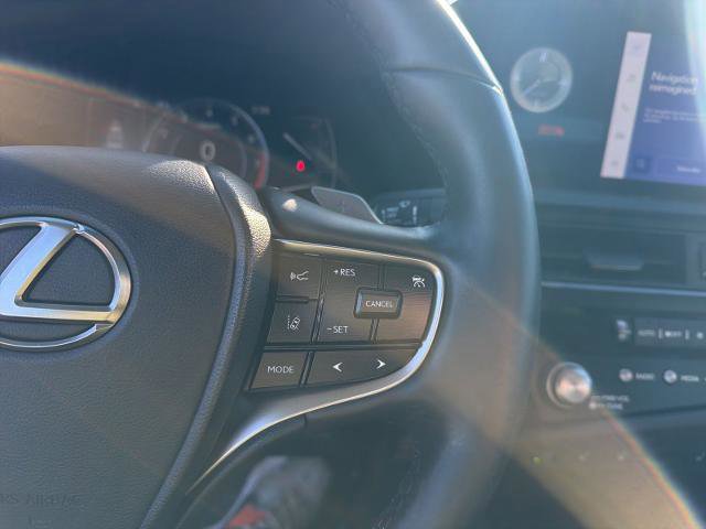 Used 2023 Lexus ES 350 w/ Premium Package image 19
