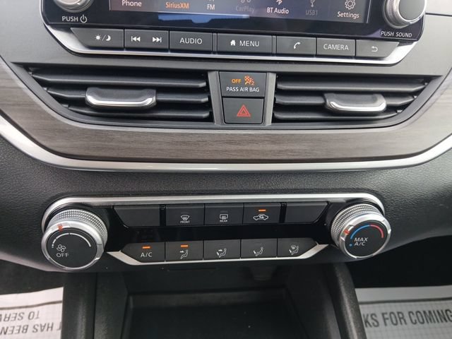 Used 2025 Nissan Altima 2.5 SV FWD image 21