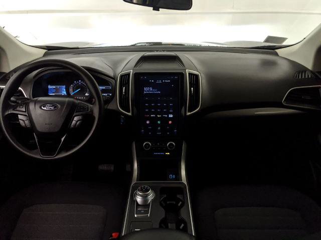 Certified 2024 Ford Edge SE image 13