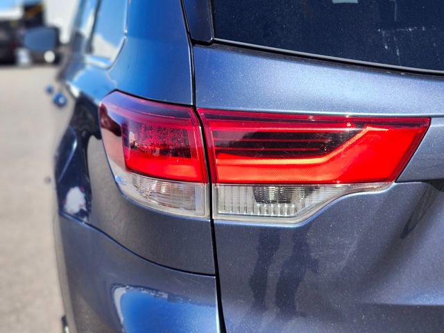 Used 2019 Toyota Highlander XLE image 9