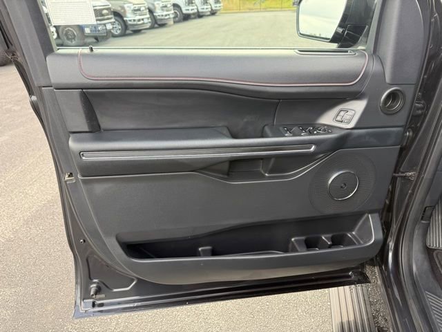Certified 2023 Ford Expedition Limited image 16