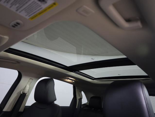 Certified 2024 Ford Edge SEL w/ Convenience Package image 17