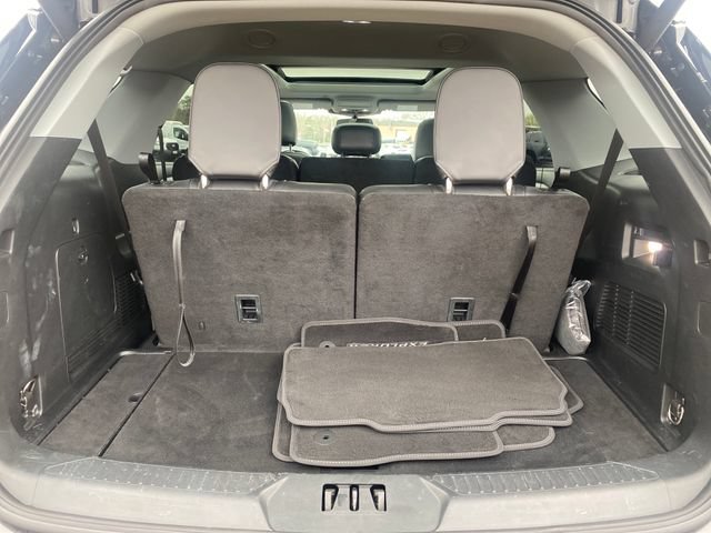 Certified 2022 Ford Explorer XLT w/ Equipment Group 202A AWD/4WD image 10