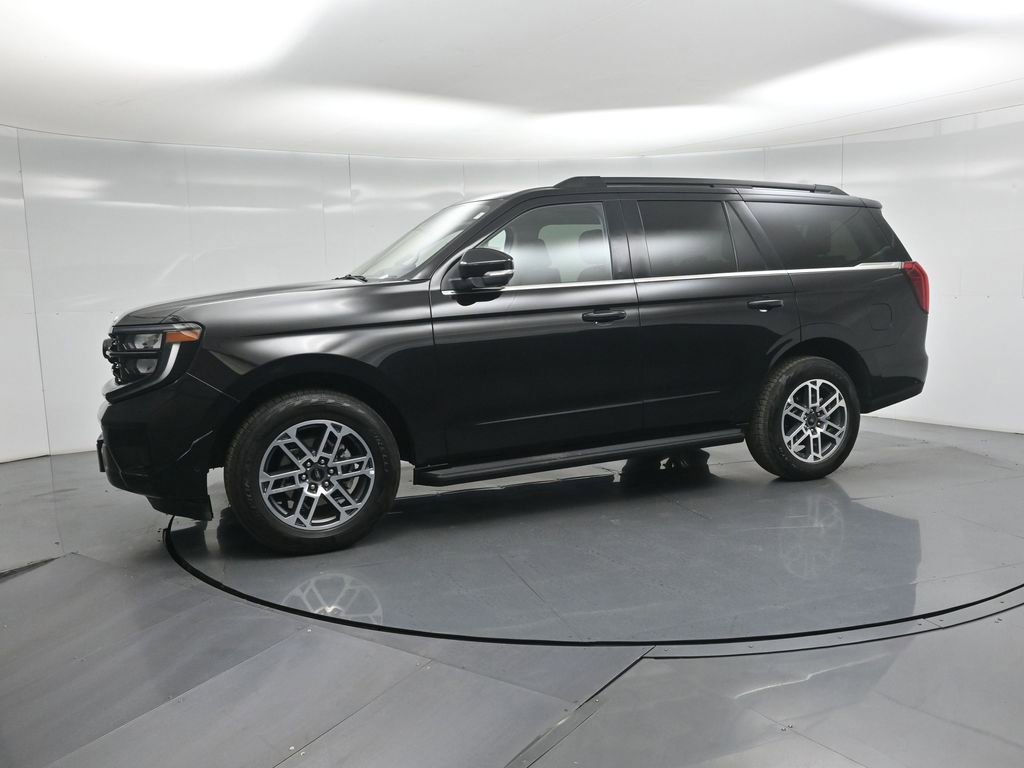 Certified 2025 Ford Expedition Active image 34