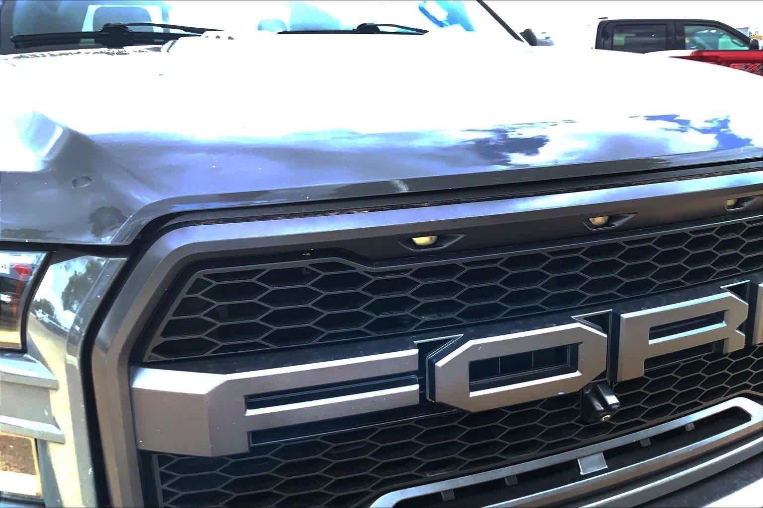 Certified 2020 Ford F150 Raptor w/ Equipment Group 802A Luxury AWD/4WD image 32
