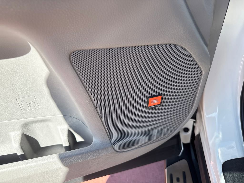 Used 2018 Toyota Highlander Limited Platinum AWD/4WD image 11