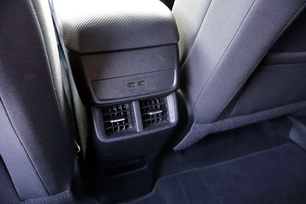 Used 2025 Chevrolet Equinox LT AWD/4WD image 27