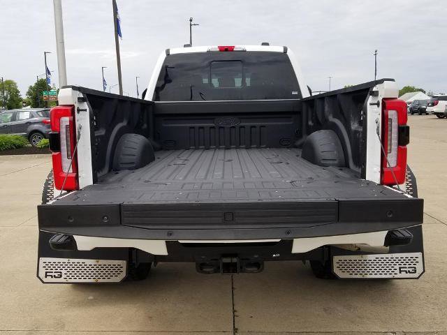 Certified 2024 Ford F450 Platinum w/ FX4 Off-Road Package AWD/4WD image 4