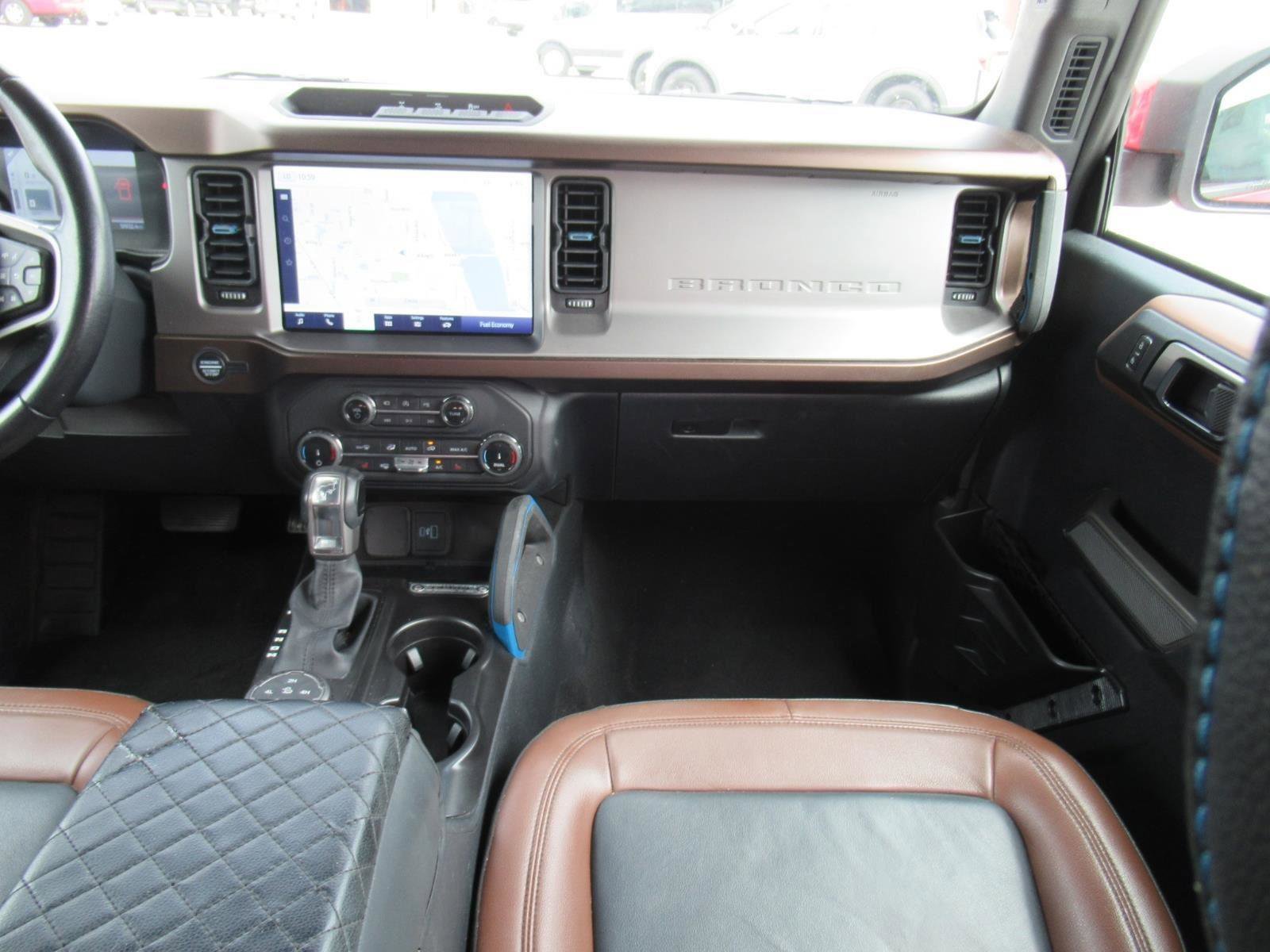 Certified 2022 Ford Bronco Outer Banks AWD/4WD image 15