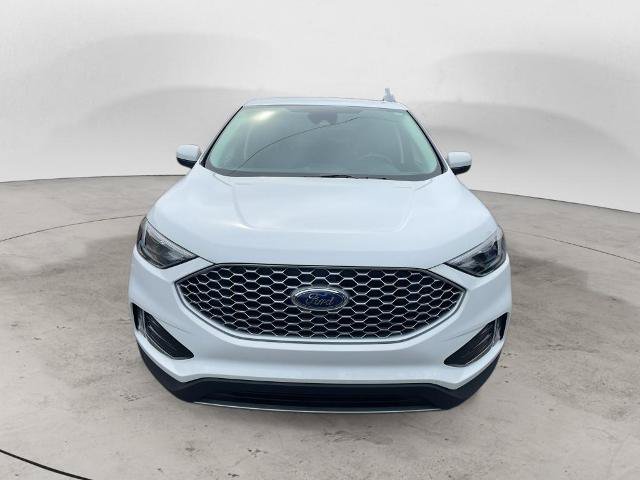 Certified 2024 Ford Edge SEL w/ Convenience Package AWD/4WD image 2