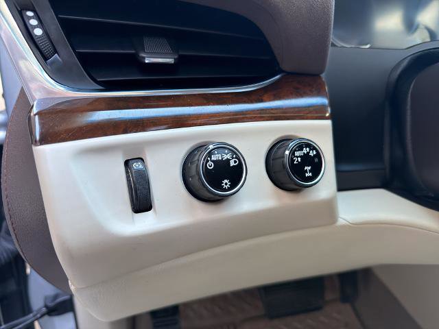 Used 2017 Cadillac Escalade Luxury image 20