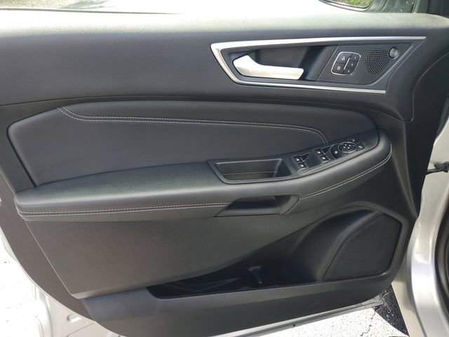Certified 2024 Ford Edge Titanium AWD/4WD image 10