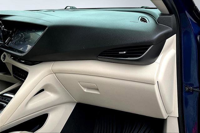 Used 2022 Buick Envision Essence w/ Technology Package I image 19