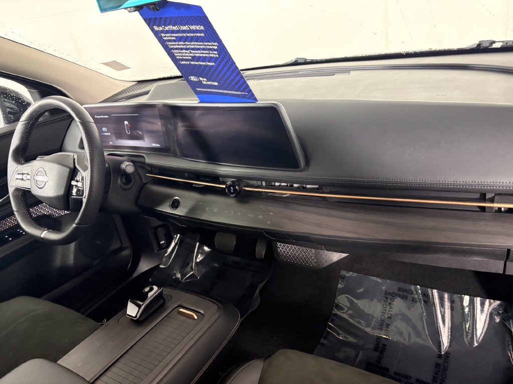 Used 2025 Nissan Ariya AWD image 37
