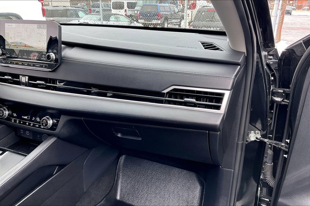 Used 2024 Mitsubishi Outlander SE image 14