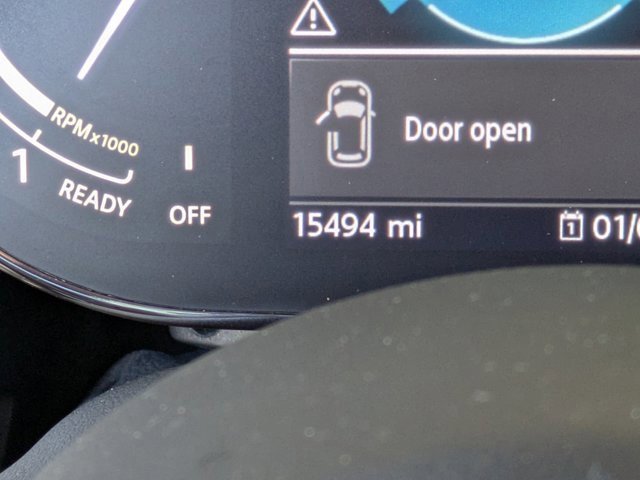 Used 2024 MINI Cooper 2-Door Hardtop image 24