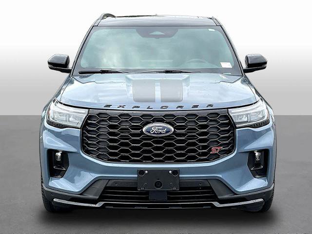 Certified 2025 Ford Explorer ST AWD/4WD image 2
