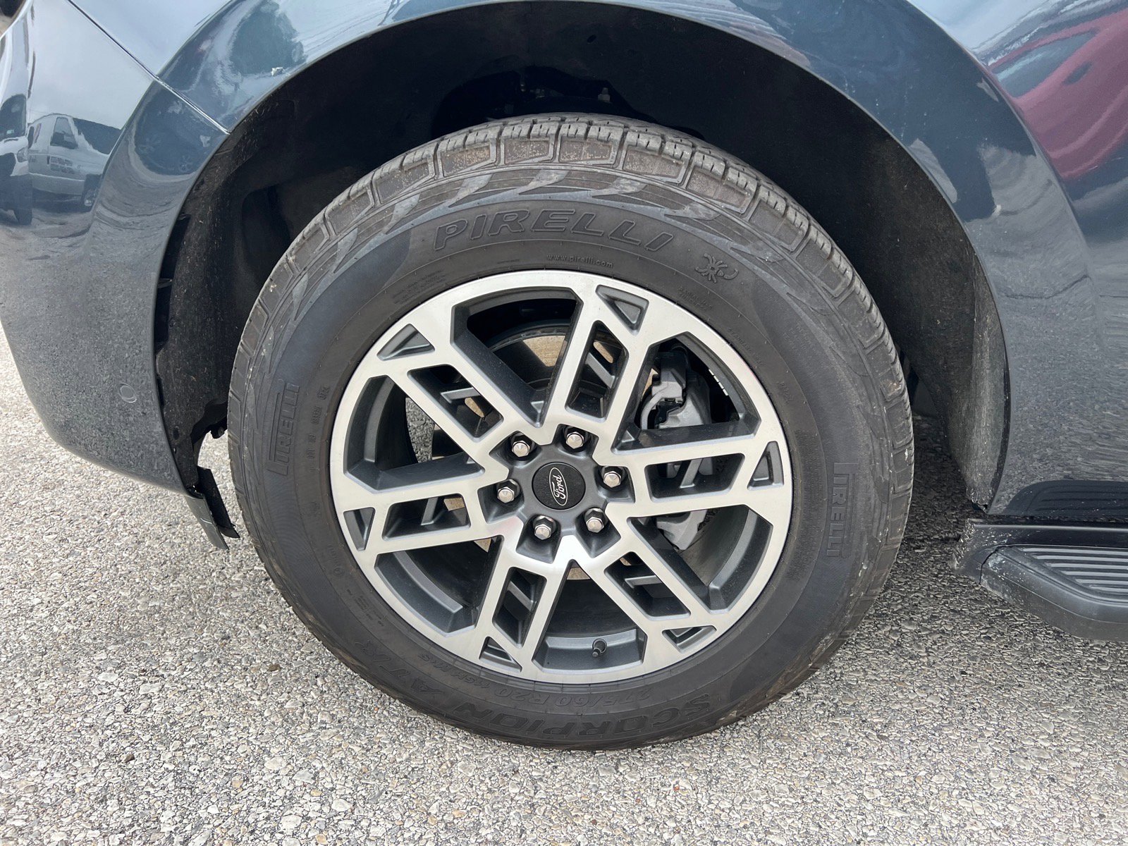 Certified 2025 Ford Expedition Max Active AWD/4WD image 9