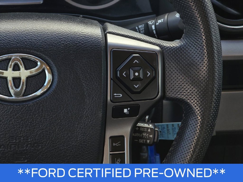 Used 2020 Toyota Tacoma SR5 RWD image 18