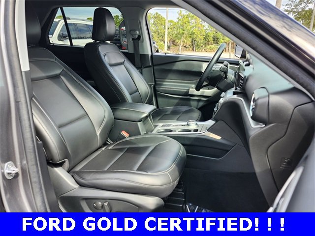 Certified 2022 Ford Explorer XLT w/ Equipment Group 202A image 19