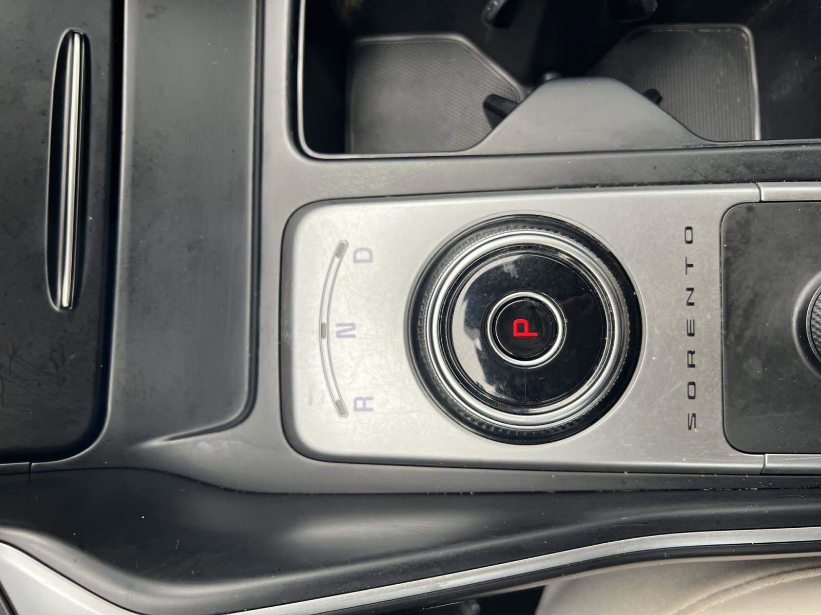 Used 2021 Kia Sorento S image 21