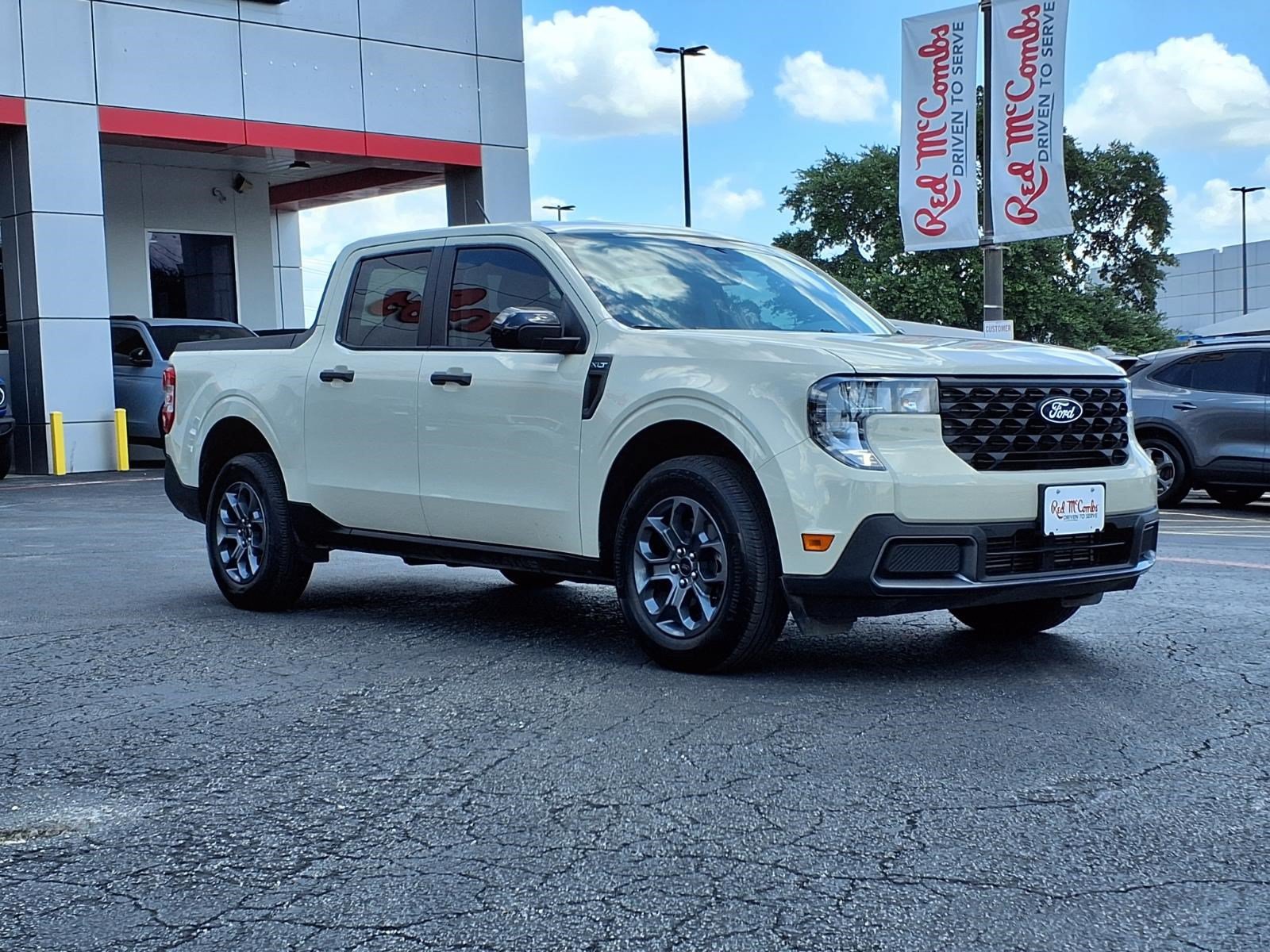 Certified 2025 Ford Maverick XLT w/ XLT Luxury Package AWD/4WD image 2