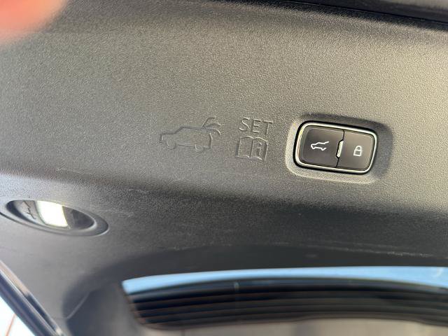 Certified 2025 Ford Expedition Active AWD/4WD image 22
