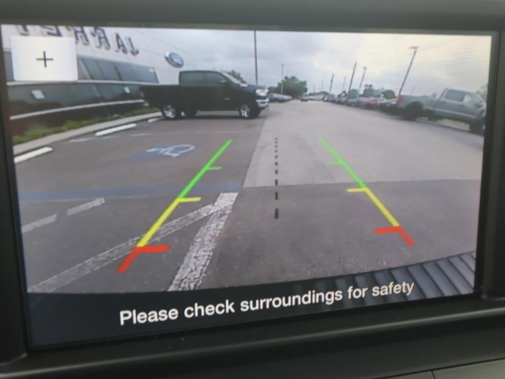 Certified 2023 Ford Maverick XLT w/ XLT Luxury Package image 10