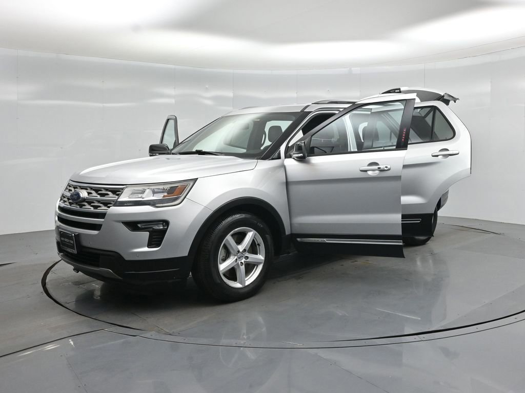 Certified 2018 Ford Explorer XLT w/ Equipment Group 202A image 56
