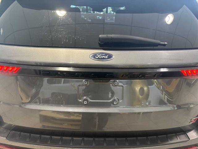 Certified 2025 Ford Explorer ST AWD/4WD image 31