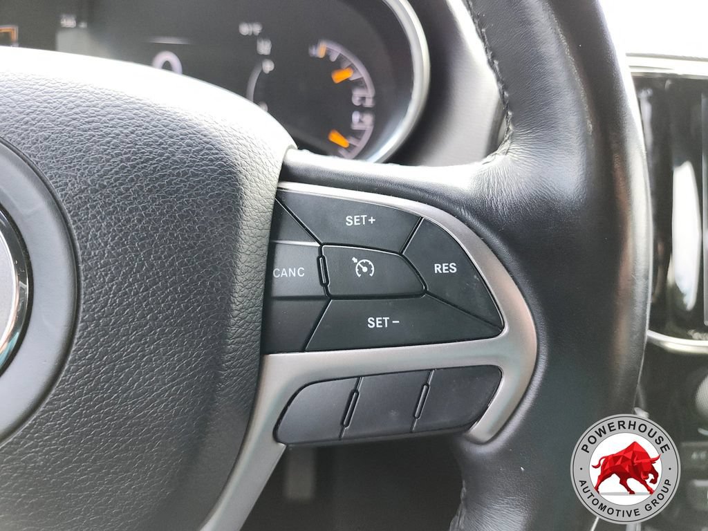 Used 2020 Jeep Grand Cherokee Altitude RWD image 28