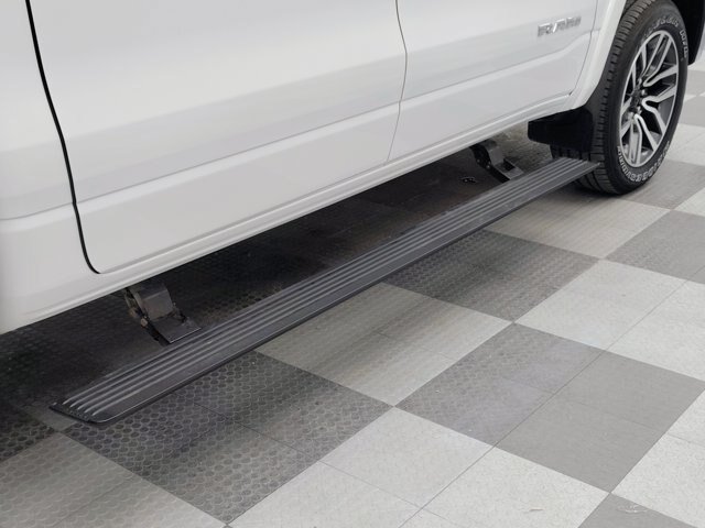 Used 2026 RAM 1500 Limited AWD/4WD image 13