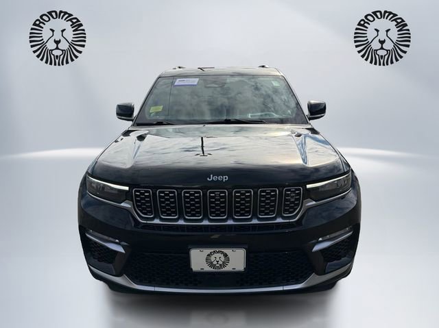 Used 2022 Jeep Grand Cherokee Summit image 2