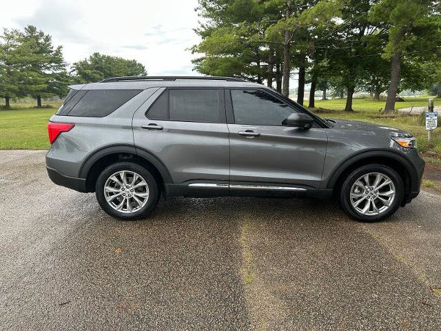 Certified 2023 Ford Explorer XLT w/ Equipment Group 202A AWD/4WD image 9