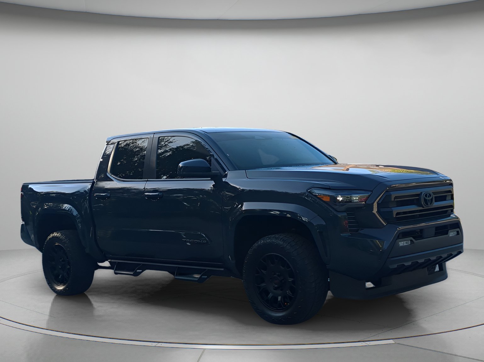 Used 2025 Toyota Tacoma SR5 AWD/4WD image 38