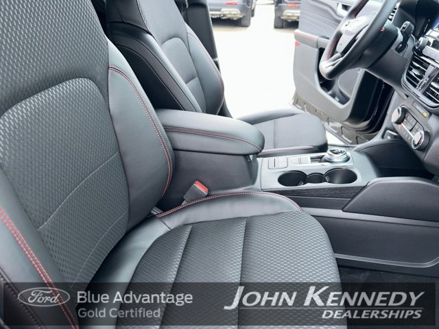 Certified 2025 Ford Escape ST-Line w/ Cold Weather Package image 36