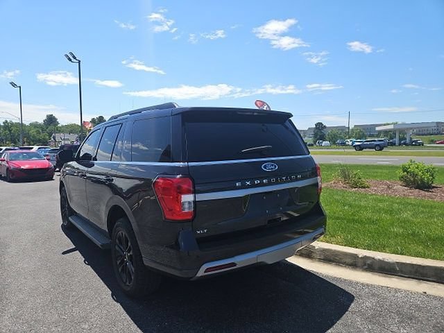 Certified 2024 Ford Expedition XLT AWD/4WD image 2