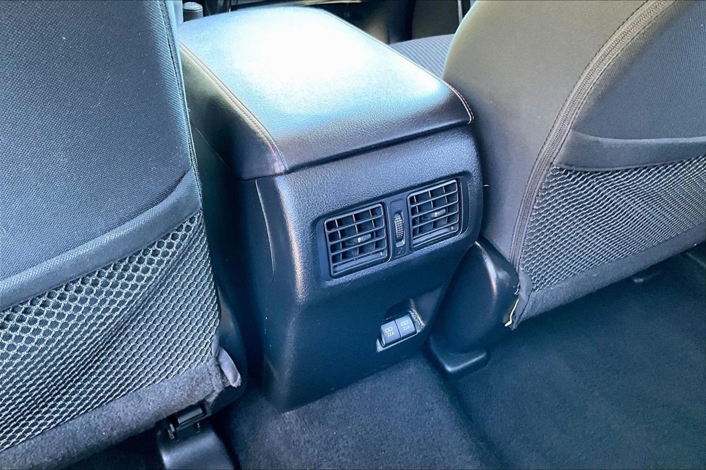 Used 2021 Toyota 4Runner TRD Off-Road AWD/4WD image 12